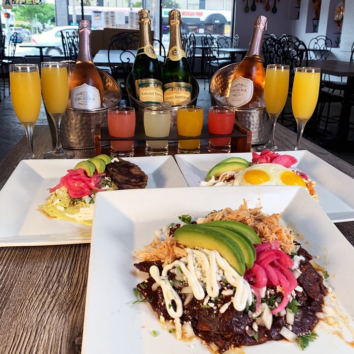 Brunch Chilaquiles and mimosas