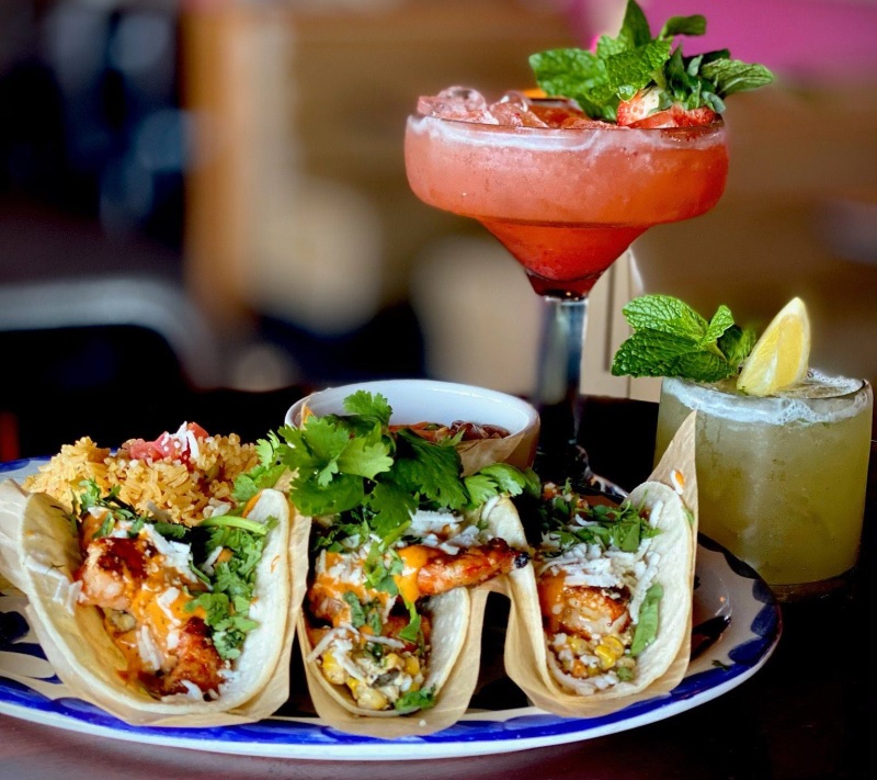 Grilled Shrimp Tacos and Margaritas