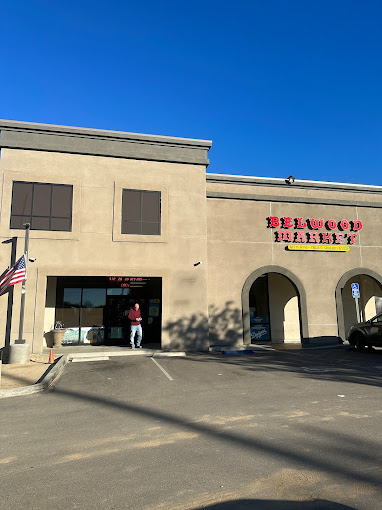 Belwood Liquor Exterior