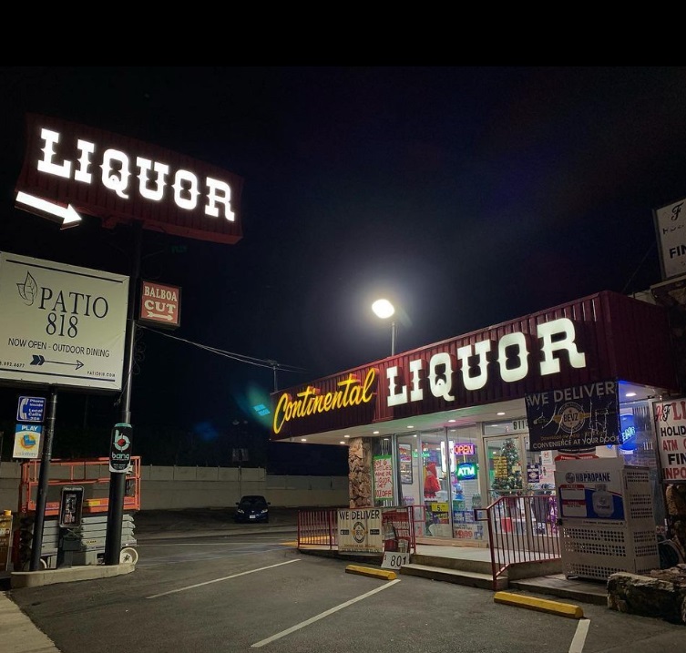 Continental Liquor Exterior