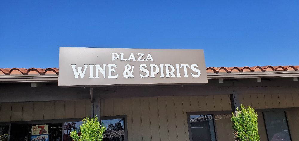 Plaza wine and spirits Exterior