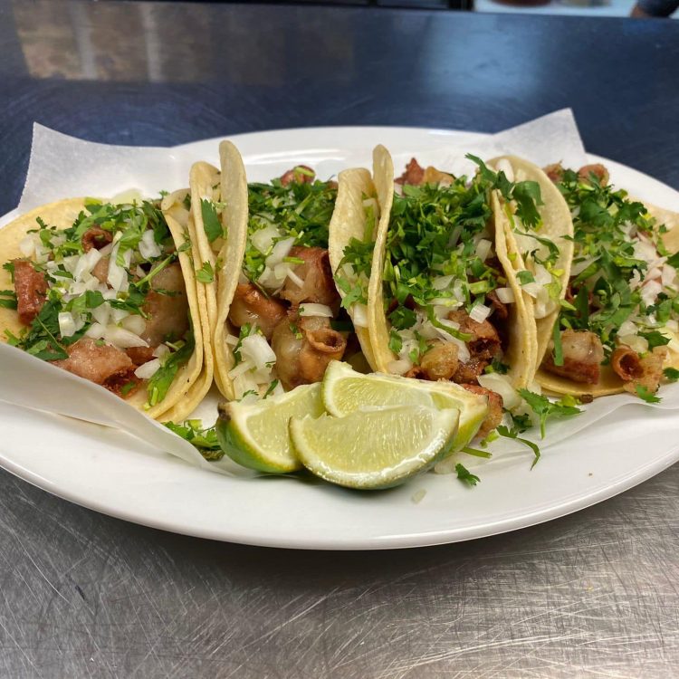 Taqueria El Tapatio - Tacos