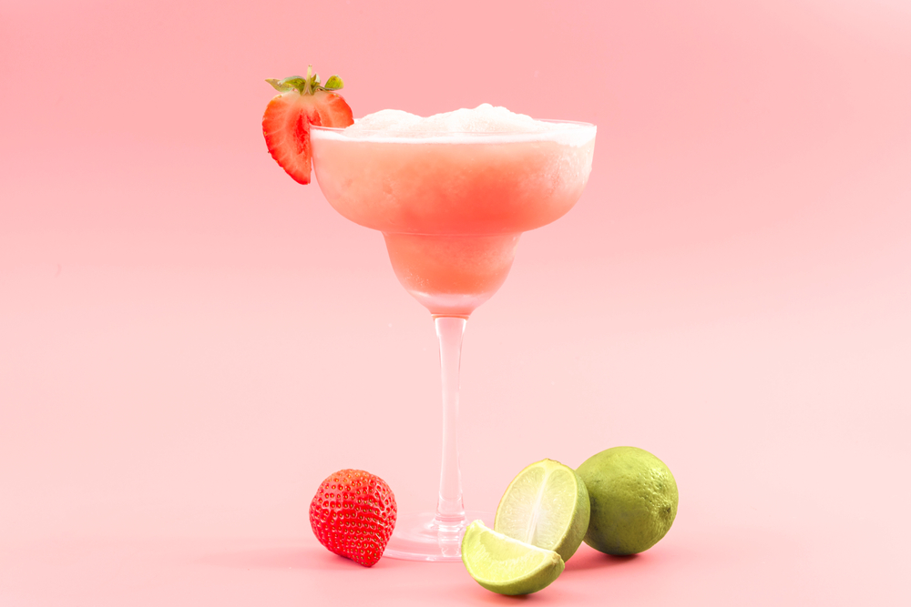 Mixed,Cocktails,,Party,Punch,Smoothies,And,Frozen,Summer,Drinks,Concept